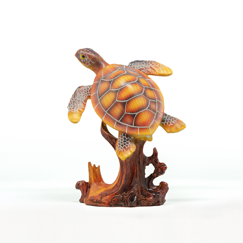 TURTLE ON CORAL POLY LIKE WOOD