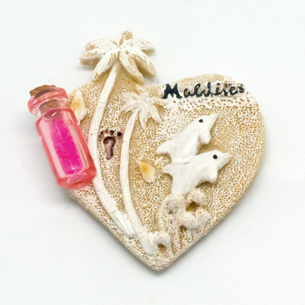 HEART WITH SAND BOTTLE POLYRESIN MAGNET